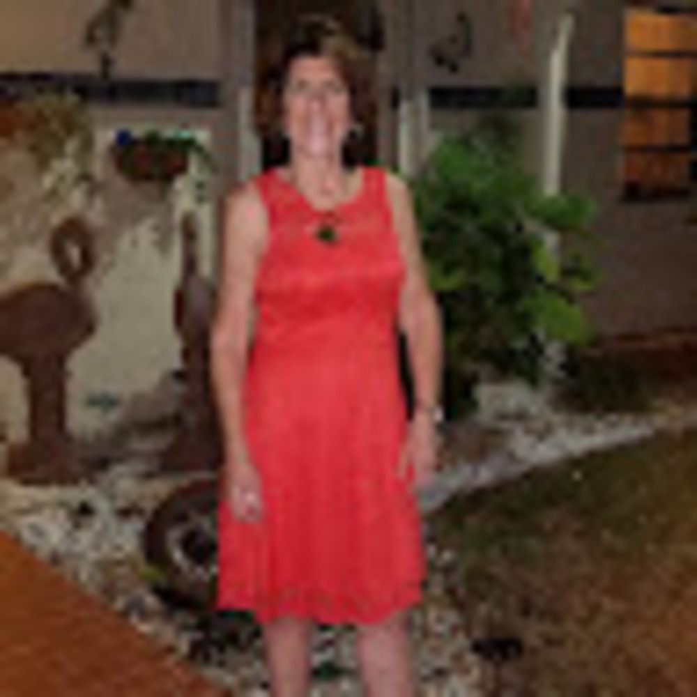 Meet your Posher, Elyse